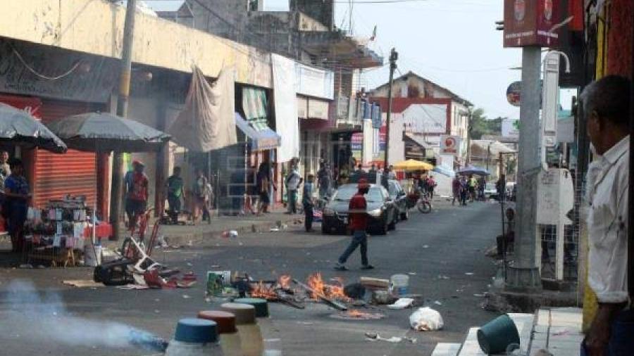 Migrantes haitianos provocan altercados y agreden a mexicanos en un mercado en Chiapas 