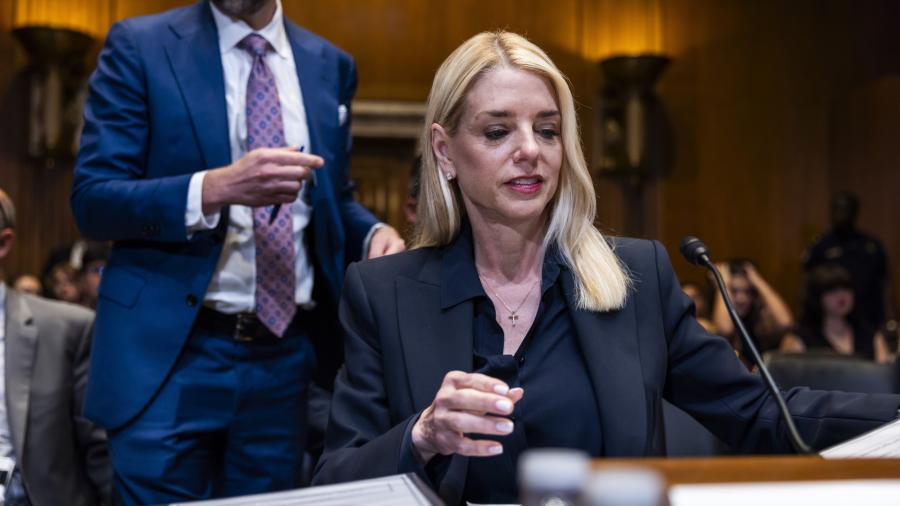 Fiscal de Estados Unidos incluye a México en lista de países 'adversarios extranjeros'