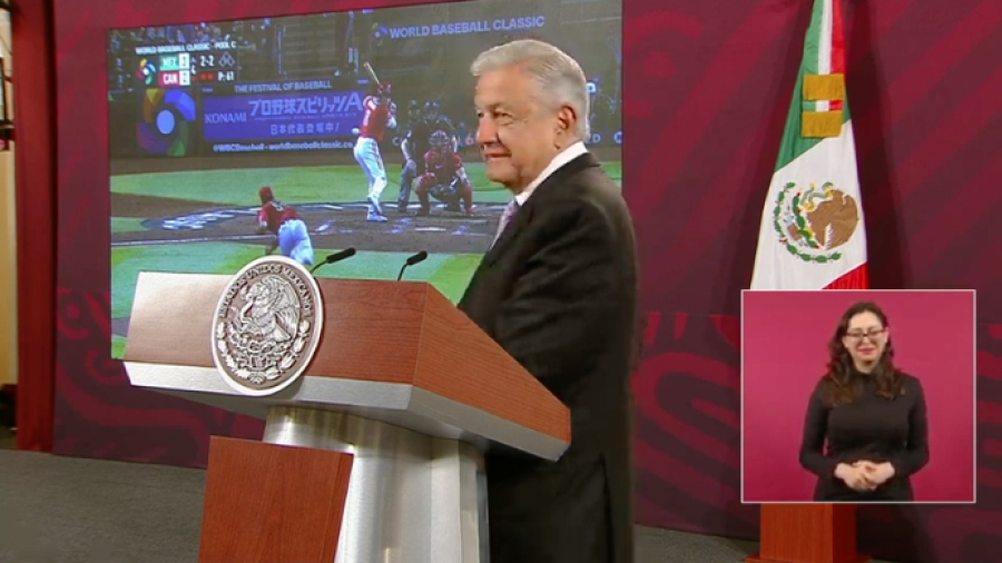 AMLO desea suerte a México en su siguiente partido en Clásico Mundial de Beisbol