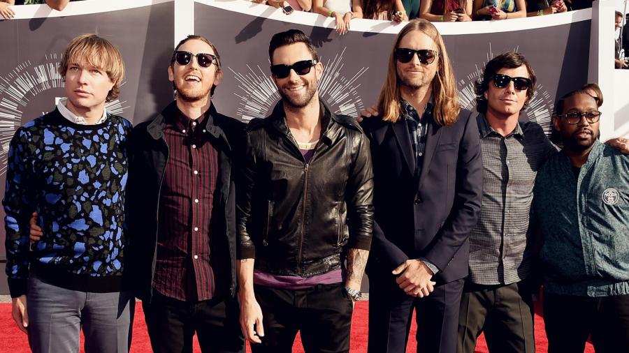 Anuncia Maroon5 que su gira del 2020 será reprogramada para el 2021