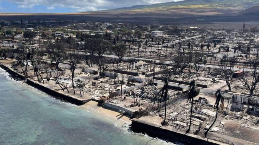 Reporta SRE muerte de dos mexicanos por incendios en Hawái