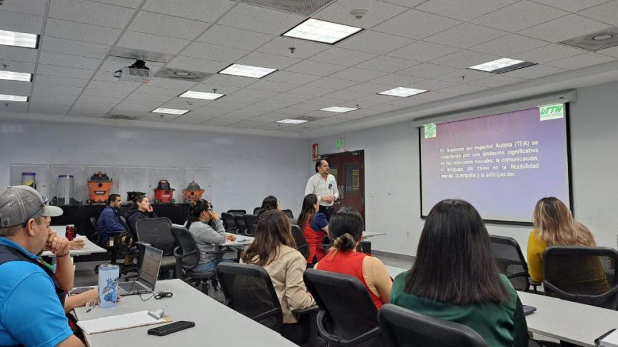 Capacita Universidad Tecnológica de Tamaulipas Norte a maquiladora sobre inclusión laboral de personas con autismo