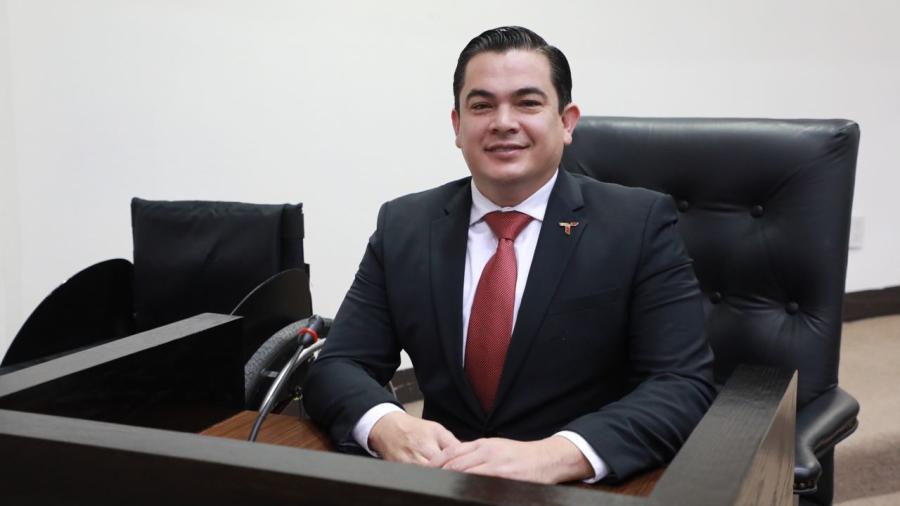 Pide Marco Gallegos licencia al Congreso y va por candidatura a alcaldía de Reynosa