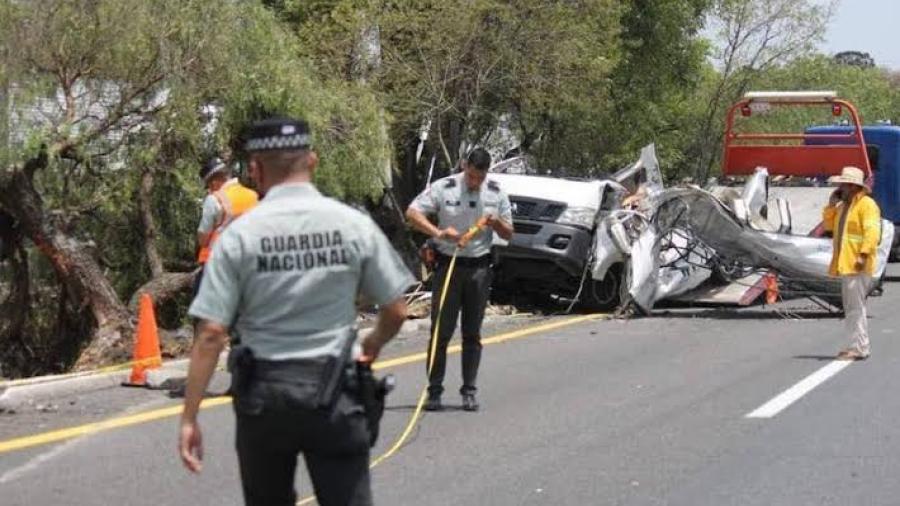 Suben a 13 los muertos en autopista México-Querétaro