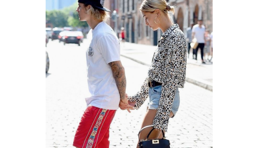 Captan a Justin Bieber y Hailey Baldwin besándose