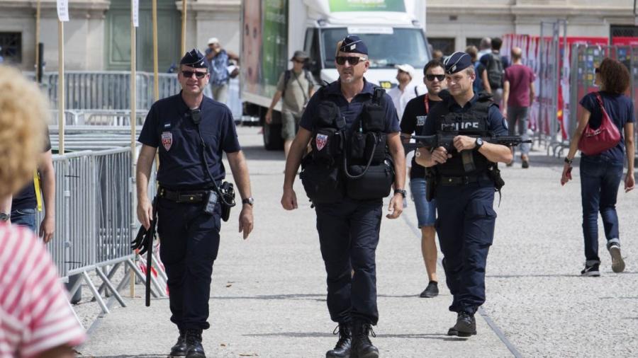 Evacuada la estación de tren de Nimes, Francia