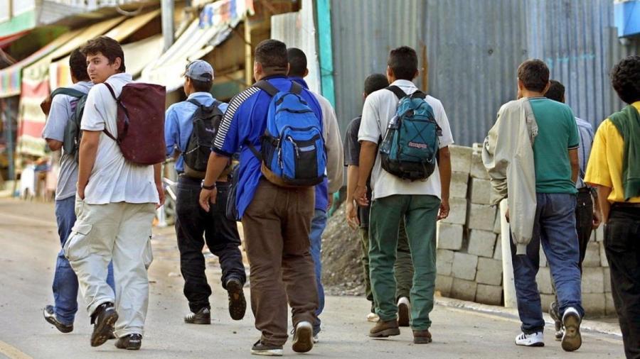Gobierno de Morelos apoya a migrantes mediante su página web
