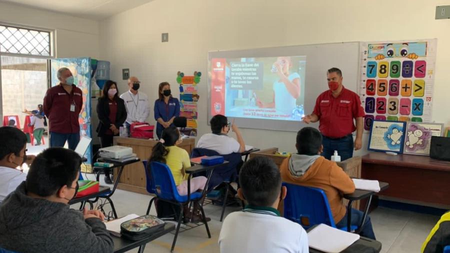 Concientiza Comapa a estudiantes ante escasez de agua