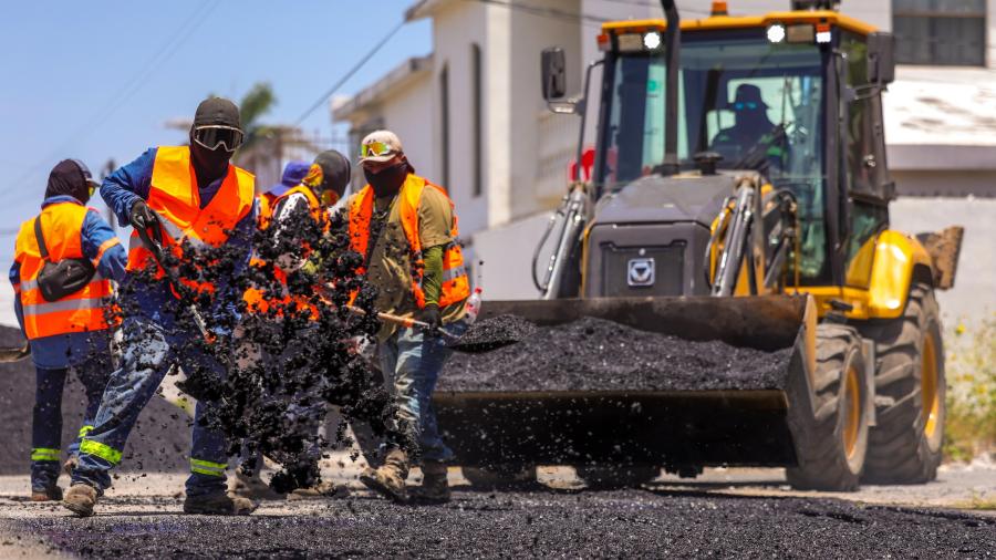 Rehabilita Gobierno de Carlos Peña Ortiz calles de la colonia Ribereña 