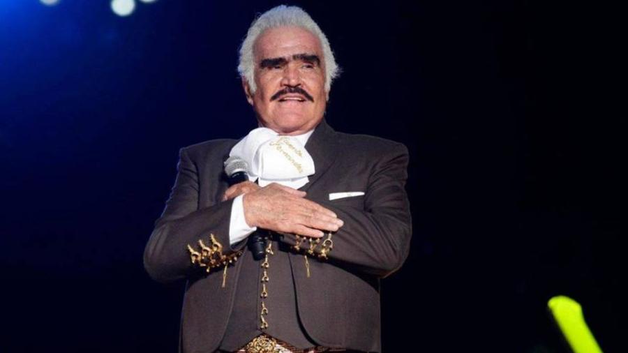 Suspenden serie de Vicente Fernández por no estar autorizada por la familia