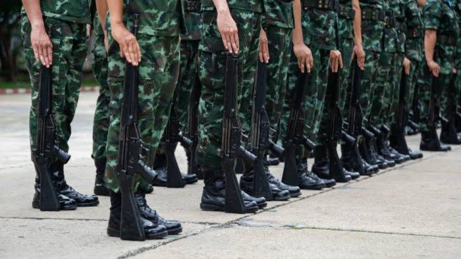 Pentágono levantará restricciones en Ejército para las personas transgénero