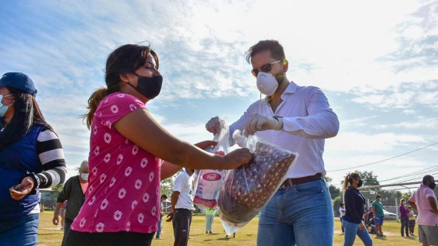 DIF Reynosa, el deportista Jaime García y Club Rotario unen esfuerzos en beneficio de las familias reynosenses