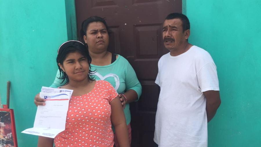 Piden apoyo para comprar prótesis para Luz