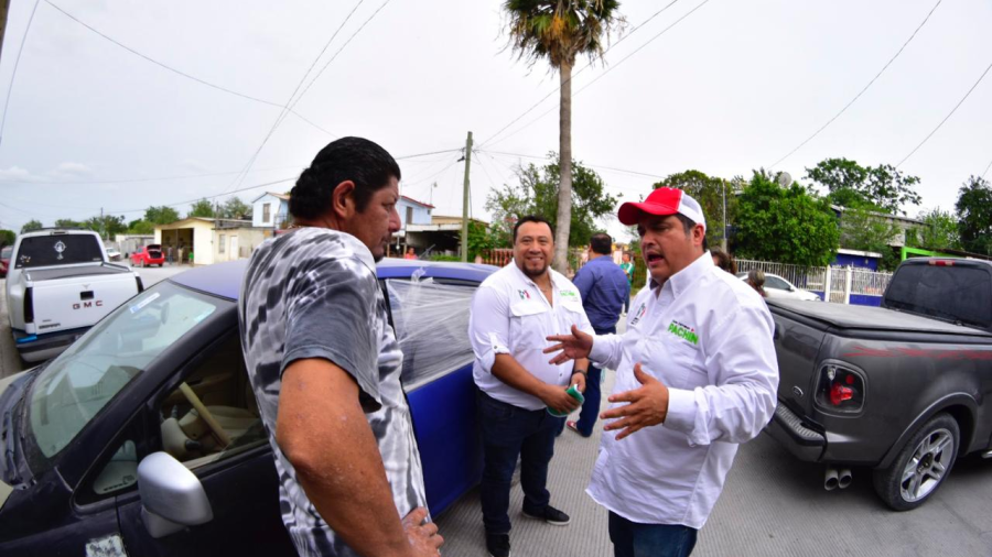 Jaime Carranza “Pachin” visita a amigos de la colonia Juárez 5