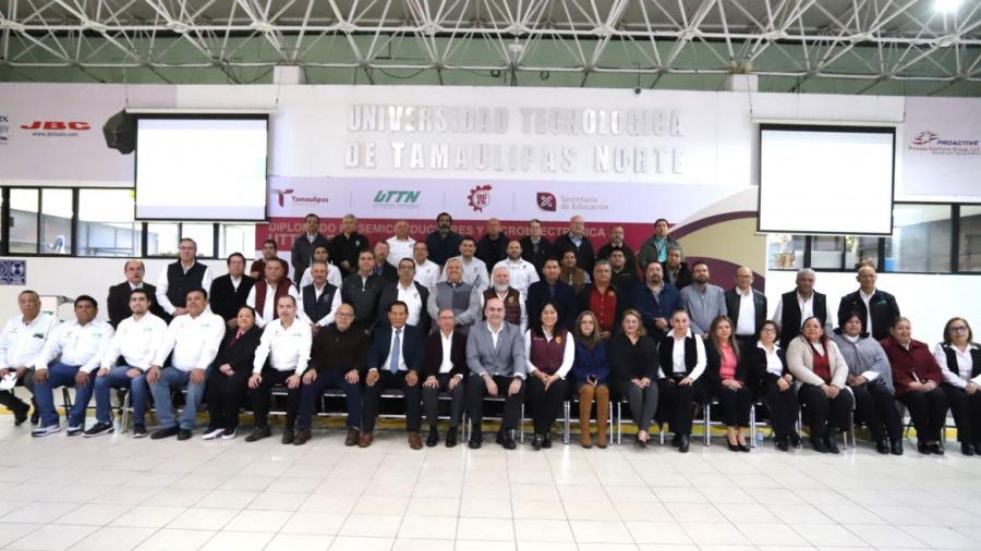 Capacita UTTN con Diplomado de Semiconductores y Microelectrónica a docentes de Baja California, Sonora, Veracruz y Tamaulipas