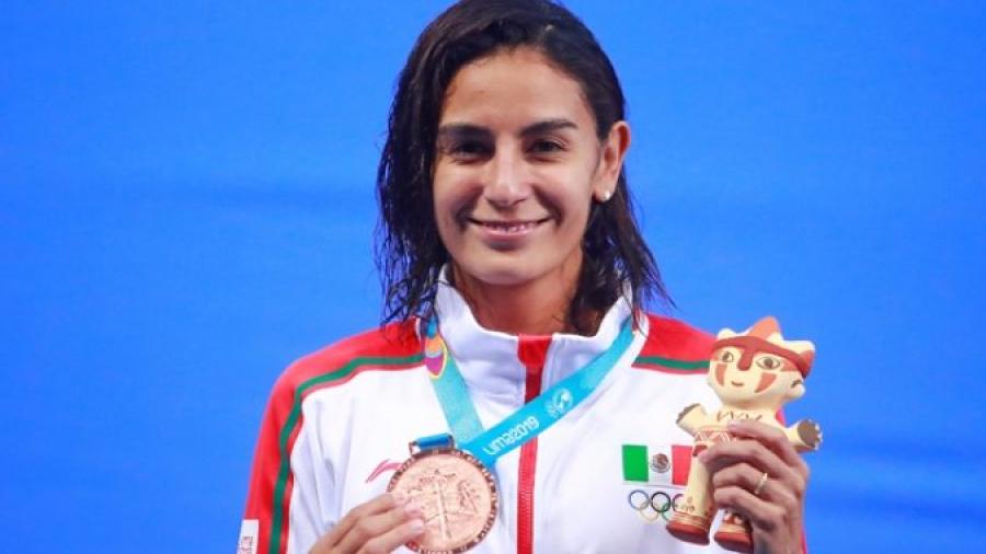 Paola Espinosa vence al Covid-19