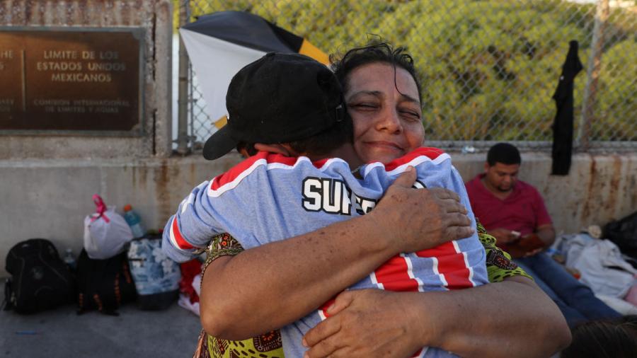 CNDH al pendiente de condición de familias migrantes separadas 