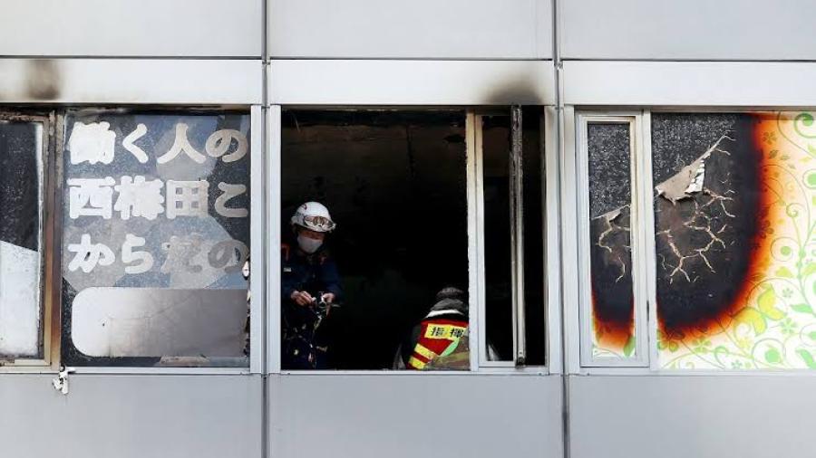 Incendio en edificio en Japón deja al menos 27 muertos