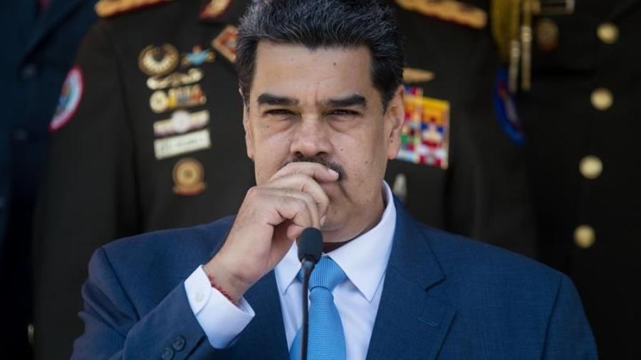 Facebook bloquea cuenta de Nicolás Maduro por un mes