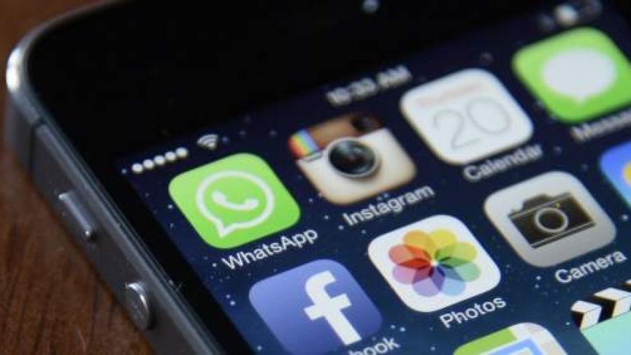 Cinco rumanos roban iPhones de un camión en movimiento