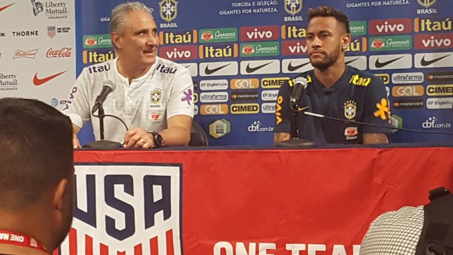 Neymar se convierte en el capitán fijo de Brasil