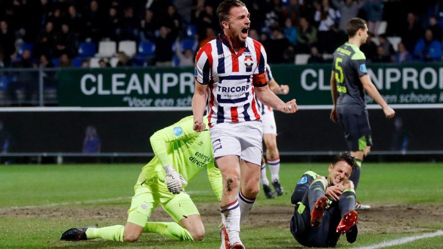 Willem II sorprende con goleada de 5-0 al PSV