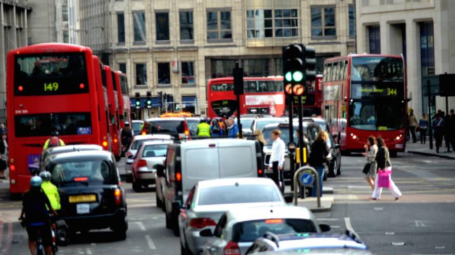En 2030 será ilegal vender vehículos de combustible en RU