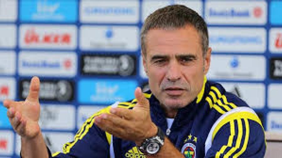 Ersun Yanal nuevo DT del Fenerbahçe 