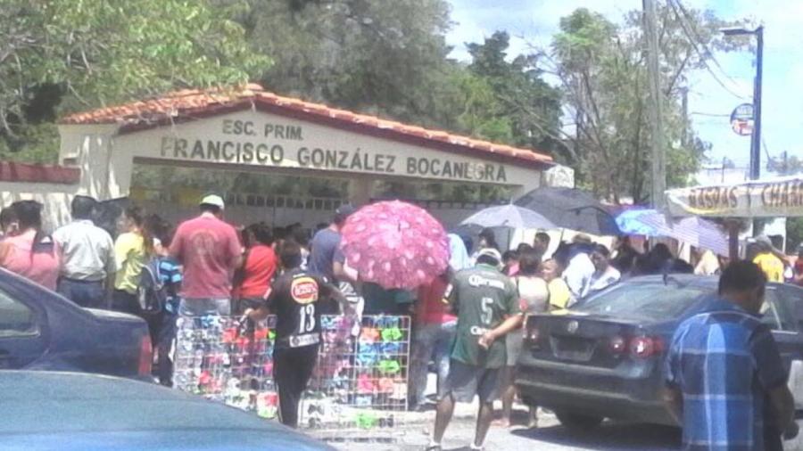 Amagan padres de familia con cerrar primaria "Francisco González Bocanegra"