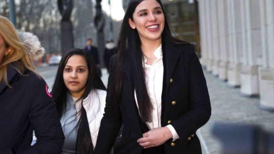 Emma Coronel es investigada por conspiración