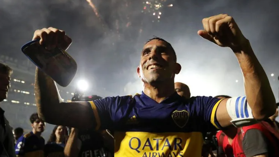 Anuncia Carlos Tévez su retiro del futbol