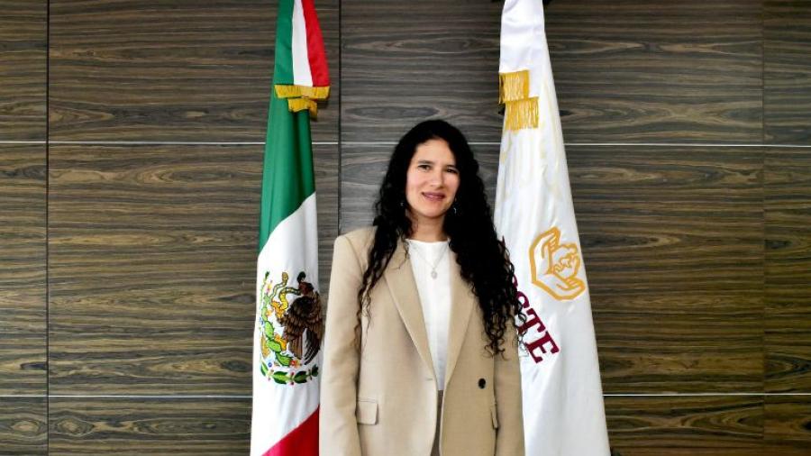Designa AMLO a Bertha Alcalde Luján como nueva titular del ISSSTE