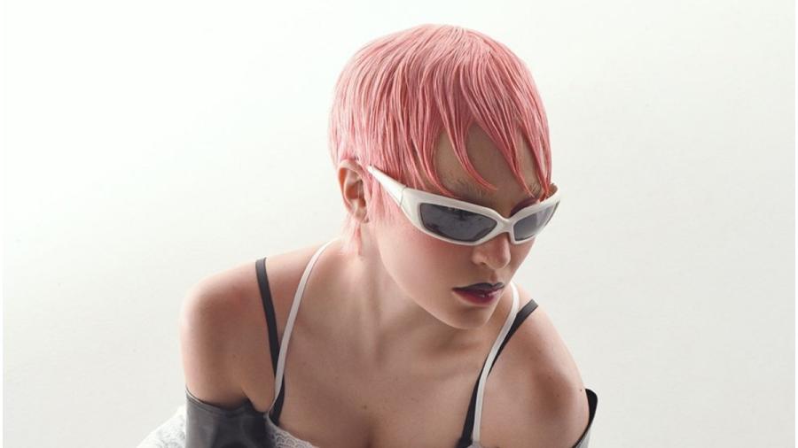  Sorprende Belinda con un nuevo look