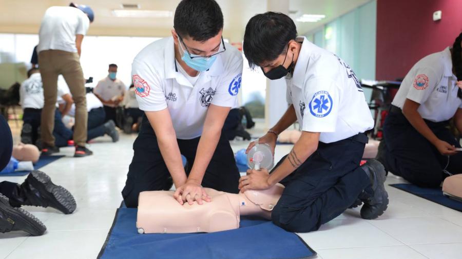 Certifican a elementos de la Academia de Protecci&oacute;n Civil ante asociaci&oacute;n internacional 