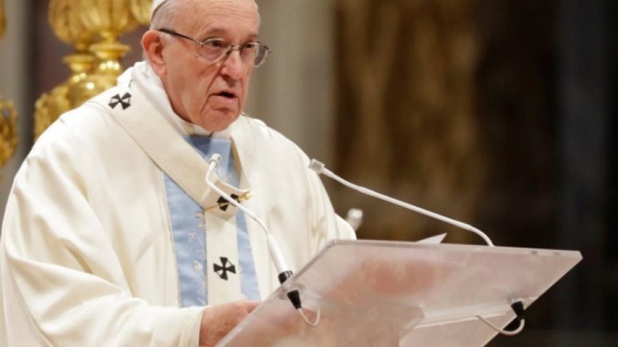 Califica Papa de inaceptables discursos de odio a inmigrantes