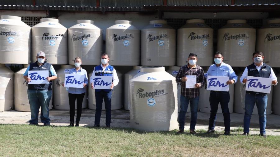 Gobierno del Estado y CMT benefician a familias victorenses