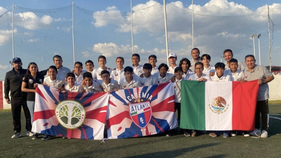 Niños mexicanos que disputarían torneo de futbol quedan atrapados en Perú 