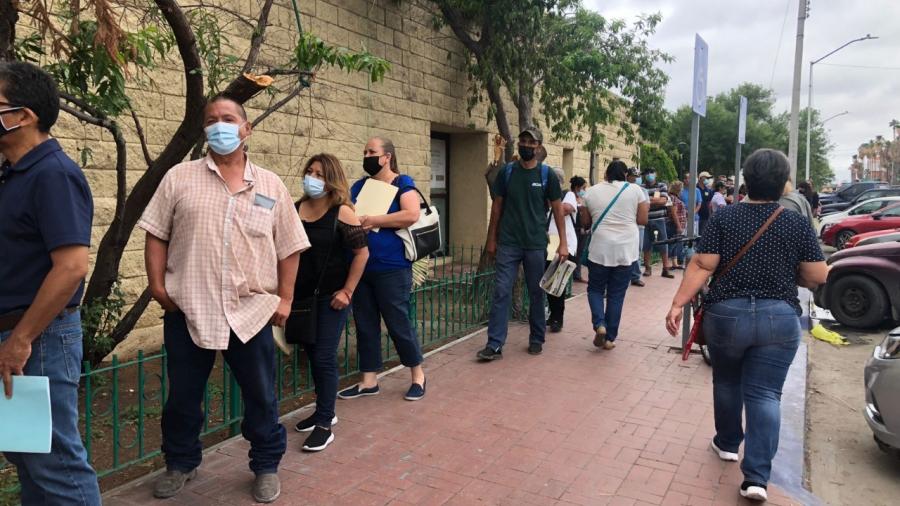 Inicia vacunación contra el COVID 19 para adultos de 50 a 59 y embarazadas