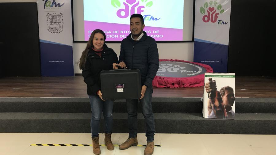 DIF Tamaulipas entrega lentes simuladores