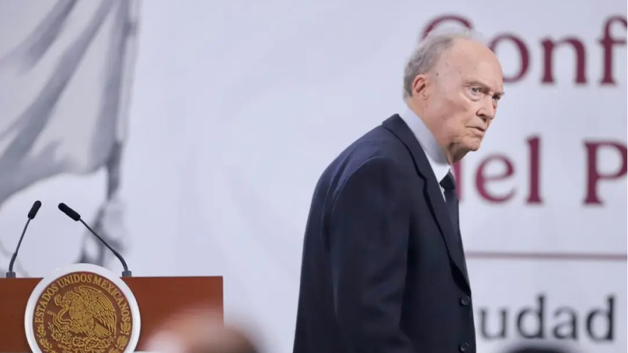 Senado oficializa renuncia del Fiscal General de la República, Gertz Manero