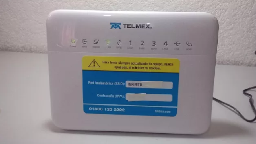 Cae servicio de Internet de Telmex en México