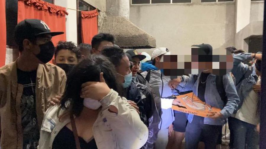 Suspenden fiesta en Querétaro con más de 150 menores por coronavirus