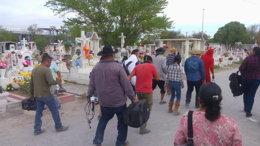 Reciben panteones de Reynosa cerca de 100 mil visitantes