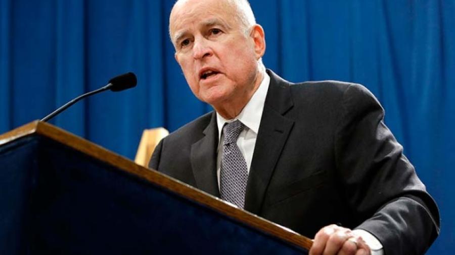 Trump arremete contra gobernador de California