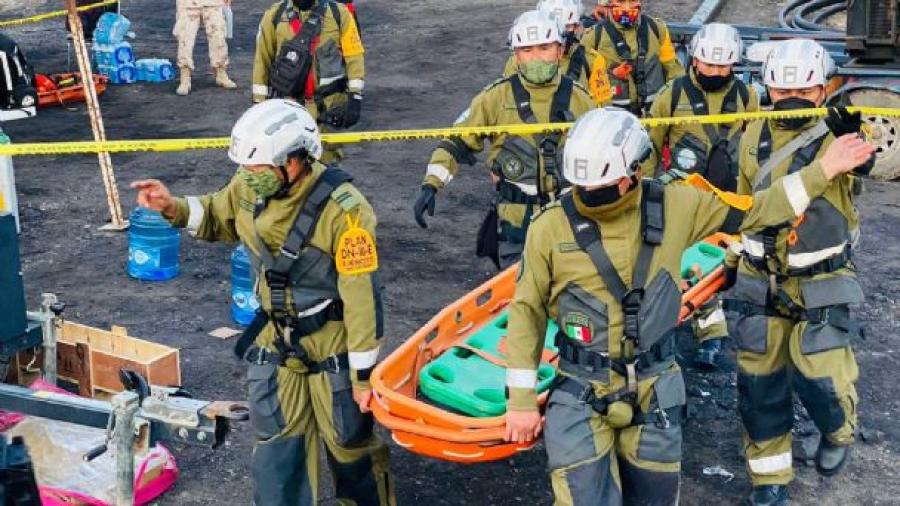 Rescatan cuerpo de minero atrapado en Múzquiz, Coahuila