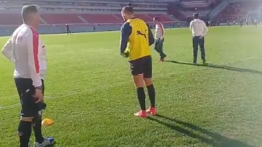 Gastón Silva ya entrena en Argentina