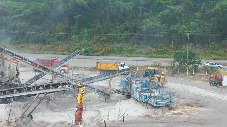Reanudan actividades trituradoras de materiales en Victoria