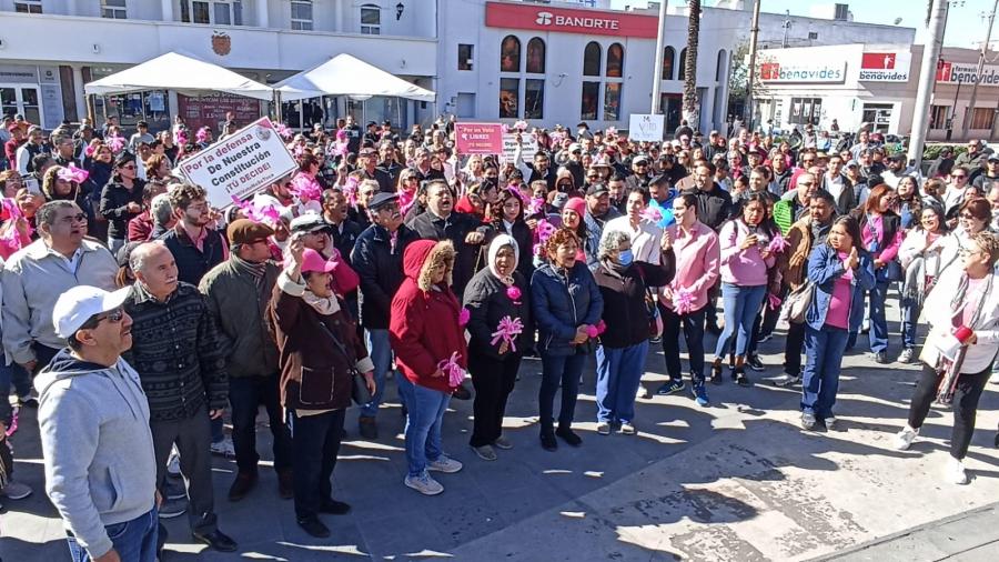 Marchan en Reynosa por la democracia