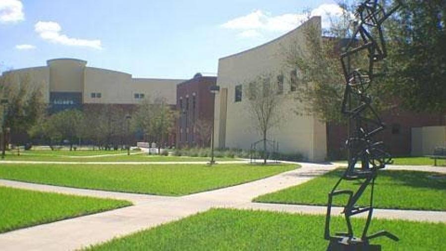 Encuentran balas en Academia Preparatoria de South Texas ISD; cierran institución