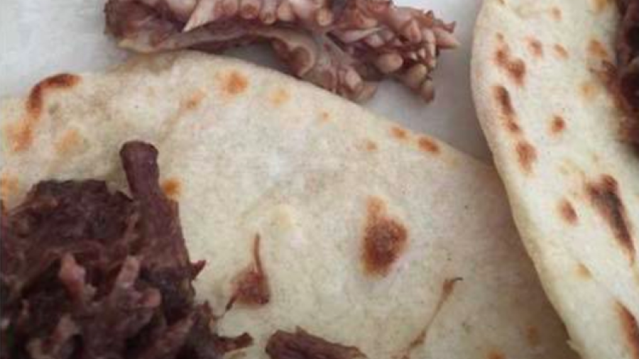 Encuentran dientes en tacos de barbacoa en restaurante mexicano